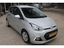 Hyundai i10 1.0i Parkeersens. A, Bluetooth, Airco, Cruise control, Stoelverwarming, Leder, Stuurverwarming, Boordcomputer, Elektrische ramen