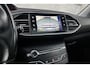 Peugeot 308 SW 1.2 PureTech Allure | Trekhaak | Camera | Panoramadak | LED | Cruise control