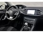 Peugeot 308 SW 1.2 PureTech Allure | Trekhaak | Camera | Panoramadak | LED | Cruise control