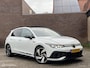 Volkswagen Golf 2.0 GTI Clubsport 300PK | PANO | Stuur&Stoel