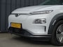 Hyundai Kona Electric EV Premium 64 kWh LED | Stoelkoeling | HUD | pdc