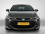 Toyota Corolla 1.8 Hybrid Dynamic | 1e Eigenaar | NIEUW Geleverd en Onderhouden | Stoelverwarming | Navigatie |
