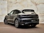 Porsche Cayenne 3.0 E-Hybrid, SportDesign, Bose, tr.haak, 22", pano, luchtv., memory, ACC, privacy