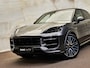 Porsche Cayenne 3.0 E-Hybrid, SportDesign, Bose, tr.haak, 22", pano, luchtv., memory, ACC, privacy
