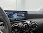Mercedes-Benz A-klasse 180 Business Solution Panoramadak | Achteruitrijcamera | Ledkoplampen | Licht- en zicht pakket | Spiegelpakket. Inclusief 24 maanden MB Certified garantie voor Europa.