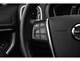 Volvo V40 T2 Geartronic Nordic+ | Trekhaak | Lederen bekleding | Standkachel | Navigatie | Parkeersensoren voor + achter | LED koplampen | Standkachel | Voorruitverwarming | Climate control | Stoelverwarming |