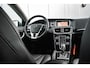 Volvo V40 T2 Geartronic Nordic+ | Trekhaak | Lederen bekleding | Standkachel | Navigatie | Parkeersensoren voor + achter | LED koplampen | Standkachel | Voorruitverwarming | Climate control | Stoelverwarming |