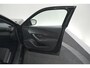 Peugeot 2008 PureTech 130 EAT8 Active Pack | Parkeersensoren | Apple CarPlay | Climate Control | Stoelverwarming