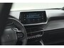 Peugeot 2008 PureTech 130 EAT8 Active Pack | Parkeersensoren | Apple CarPlay | Climate Control | Stoelverwarming