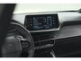 Peugeot 2008 PureTech 130 EAT8 Active Pack | Parkeersensoren | Apple CarPlay | Climate Control | Stoelverwarming