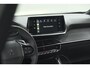 Peugeot 2008 PureTech 130 EAT8 Active Pack | Parkeersensoren | Apple CarPlay | Climate Control | Stoelverwarming
