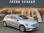 Mercedes-Benz A-klasse 180 Ambition Automaat / Bi- Xenon / Cruise Control / Verwarmde Stoelen / Bluetooth / Navi