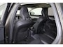 Volvo V90 T6 AWD Inscription - IntelliSafe Assist & Surround - Harman/Kardon audio - Adaptieve LED koplampen - Parkeercamera achter - Verwarmde voorstoelen, stuur & achterbank - Parkeersensoren voor & achter - Elektr. bedienb. voorstoelen met geheugen - Standkachel - Extra getint glas - Elektr. inklapbare trekhaak - 19' LMV