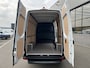 Mercedes-Benz Sprinter 317 CDI L2 H2 Pro Facelift / MBUX / Camera / Geveerde stoel / Cruise control / Airco / 270 Graden achterdeuren