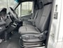 Mercedes-Benz Sprinter 317 CDI L2 H2 Pro Facelift / MBUX / Camera / Geveerde stoel / Cruise control / Airco / 270 Graden achterdeuren