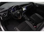 Toyota Auris 1.8 Hybrid Aspiration 2016 | Dealer Onderhouden Trekhaak | Navigatie | DAB Radio | Cruise Control | Lane Assist | Stuurwiel Bediening | Climate Control | Boekjes | 2 Sleutels