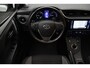 Toyota Auris 1.8 Hybrid Aspiration 2016 | Dealer Onderhouden Trekhaak | Navigatie | DAB Radio | Cruise Control | Lane Assist | Stuurwiel Bediening | Climate Control | Boekjes | 2 Sleutels