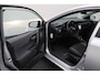 Toyota Auris 1.8 Hybrid Aspiration 2016 | Dealer Onderhouden Trekhaak | Navigatie | DAB Radio | Cruise Control | Lane Assist | Stuurwiel Bediening | Climate Control | Boekjes | 2 Sleutels