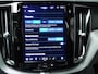 Volvo XC60 2.0 T6 Plug-in hybrid AWD Plus Bright | Trekhaak elek.| Pano | Camera | Harman/Kardon