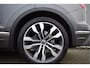 Volkswagen Touareg 3.0 TSi eHybrid 4MOTION Panorama, Luchtvering, Trekhaak, IQ Light, Stoelkoeling, Dynaudio