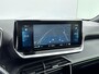 Peugeot e-2008 EV GT 50 kWh 136pk Automaat | Trekhaak | Navigatie | SoH 91.5% | Climate Control | Cruise Control | Achteruitrijcamera | LED | 17" LMV |