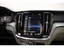 Volvo V60 T6 Recharge AWD 340pk Inscription Aut. [ Leder Trekhaak Stoelverwarming ]