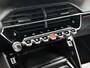 Peugeot e-2008 EV GT 50 kWh 136pk Automaat | Navigatie | Climate Control | Cruise Control | LED | Achteruitrijcamera | 17" LMV | Keyless Entry/Start | Verwarmde Voorstoelen | Apple Carplay/Android Auto |