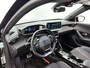 Peugeot e-2008 EV GT 50 kWh 136pk Automaat | Navigatie | Climate Control | Cruise Control | LED | Achteruitrijcamera | 17" LMV | Keyless Entry/Start | Verwarmde Voorstoelen | Apple Carplay/Android Auto |