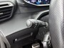 Peugeot e-2008 EV GT 50 kWh 136pk Automaat | Navigatie | Climate Control | Cruise Control | LED | Achteruitrijcamera | 17" LMV | Keyless Entry/Start | Verwarmde Voorstoelen | Apple Carplay/Android Auto |