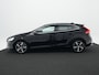 Volvo V40 2.0 T4 Business Sport | Panoramadak | Standkachel | Leder | Camera | Trekhaak | LED | Stoelverwarming