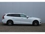 Volvo V60 T8 Automaat Twin Engine AWD Inscription | Panoramadak | Semi elektrische trekhaak | Head up display | Elektrisch bedienbare voorstoelen | Nappa Lederen interieur | Rondomzicht Camera | Adaptieve Cruise Control