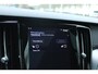 Volvo V60 T8 Automaat Twin Engine AWD Inscription | Panoramadak | Semi elektrische trekhaak | Head up display | Elektrisch bedienbare voorstoelen | Nappa Lederen interieur | Rondomzicht Camera | Adaptieve Cruise Control
