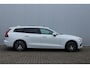 Volvo V60 T8 Automaat Twin Engine AWD Inscription |Panoramadak| Head up display| Electrisch bedienbare voorstoelen| Nappa Lederen interieur| Semi eletrische trekhaak| Rondomzicht Camera| Adaptieve Cruise Control.