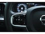 Volvo V60 T8 Automaat Twin Engine AWD Inscription |Panoramadak| Head up display| Electrisch bedienbare voorstoelen| Nappa Lederen interieur| Semi eletrische trekhaak| Rondomzicht Camera| Adaptieve Cruise Control.