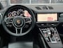 Porsche Cayenne 3.0 E-HYBRID - ORG. NL. - SPORT CHR. - PANO - 4-WIELST. - 22 INCH