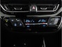 Toyota C-HR 2.0 Hybrid Bi-Tone Limited | Elek. verstelbare bestuurdersstoel | Stoelverwarming | JBL Premium Audio |