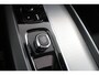 Volvo XC60 T6 AWD Plus Dark | Stoel + Stuur verwarming | Trekhaak | BLIS |