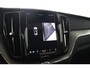 Volvo XC60 T6 AWD Plus Dark | Stoel + Stuur verwarming | Trekhaak | BLIS |
