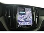 Volvo XC60 T6 AWD Plus Dark | Stoel + Stuur verwarming | Trekhaak | BLIS |