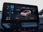 Volkswagen ID.3 First Max 58 kWh Panoramadak | Trekhaak voorbereiding | Matrix LED | Camera | Parkeersensoren |