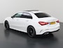 Mercedes-Benz A-klasse Limousine 180 Star Edition AMG Panoramadak | Night-pakket | 19" AMG velgen | Sfeerverlichting | Stoelverwarming | Multibeam led koplampen