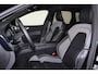 Volvo XC60 T8 Recharge AWD Ultra Black Edition - Luchtvering - Panorama/schuifdak - IntelliSafe Assist & Surround - 360º Camera - Harman/Kardon audio - Adaptieve LED koplampen - Verwarmde voorstoelen, stuur & achterbank - Parkeersensoren voor & achter - Elektr. bedienb. voorstoelen met geheugen - Head up display - Draadloze tel. lader - Extra getint glas - 21' LMV