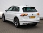Volkswagen Tiguan 1.4 TSI eHybrid R-Line Business 245PK DSG | Led Matrix | Camera | Keyless | Trekhaak | Stoelverwarming | Side assist