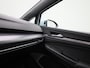 Volkswagen Golf 1.5 eHybrid GTE 272 PK | Panoramadak | 18 Inch Catania | Stoelverwarming | Head-Updisplay | Digital Cockpit Pro | Sfeerverlichting | Keyless Access