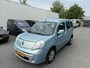 Renault Kangoo 1.6-16V Rolstoelauto - XXL Freedom Bodemverlaging ( 150cm binnen hoogte ) - Rolstoelvervoer - Goed Onderhouden