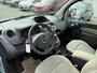 Renault Kangoo 1.6-16V Rolstoelauto - XXL Freedom Bodemverlaging ( 150cm binnen hoogte ) - Rolstoelvervoer - Goed Onderhouden