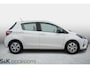 Toyota Yaris 1.5 Hybrid Black edition NAVI PDC Cruise
