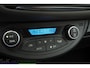 Toyota Yaris 1.5 Hybrid Black edition NAVI PDC Cruise
