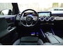 Mercedes-Benz GLB 200 AMG Led Panorama Widescreen Sfeer Camera Night CarPlay Pdc