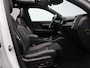 Volvo XC40 T5 Recharge R-Design / Trekhaak / Pano. Dak / Stoel- + stuurwielverwarming / 360 camera / Harman Kardon Audio / Elek. verstelbare stoelen / Pilot Assist